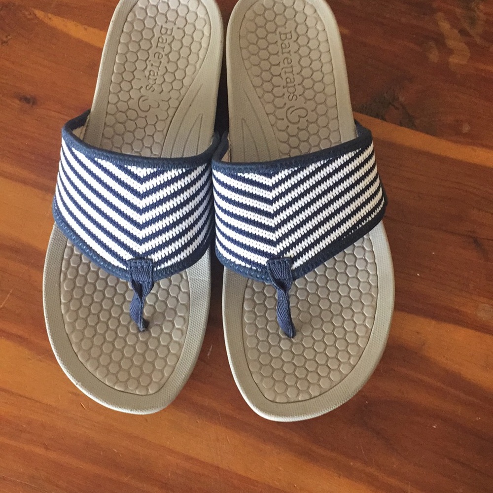 Sandals. Worn 1-2 times.